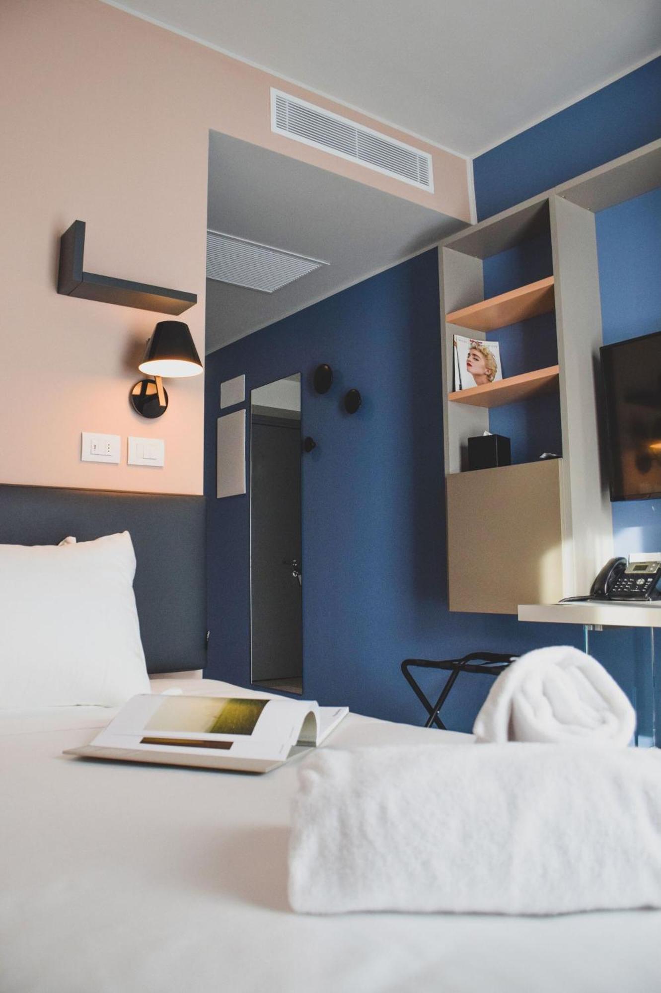 21wol Centro Hotel